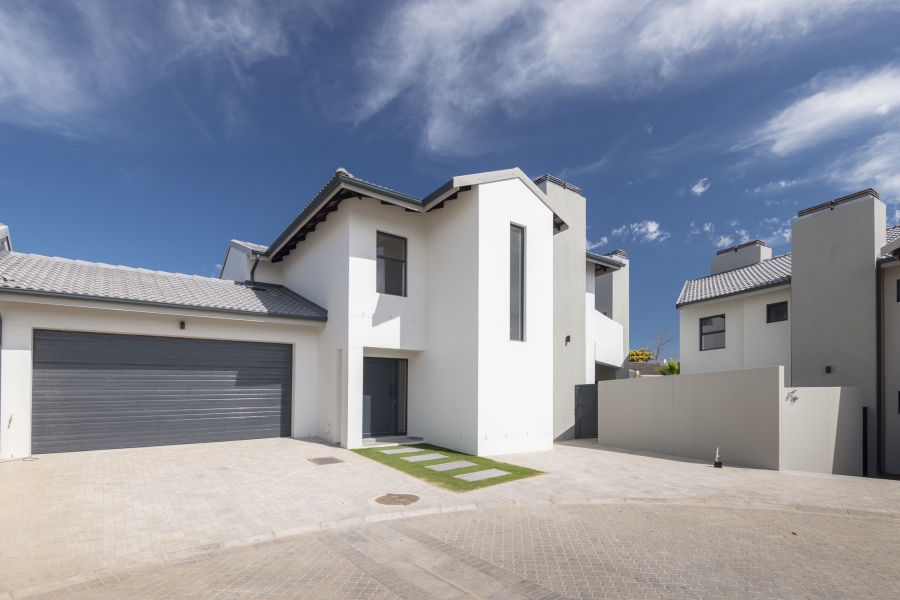 3 Bedroom Property for Sale in Country Club Western Cape